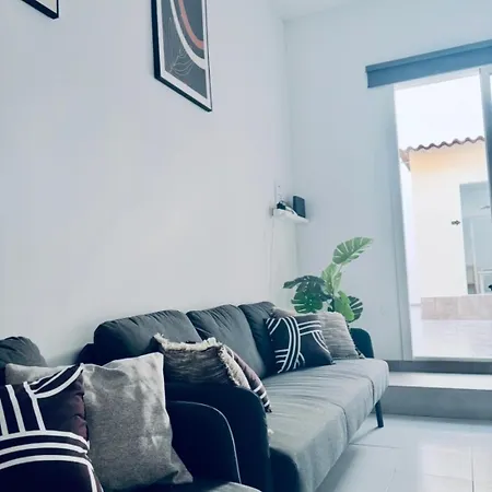 Alojamento de Acomodação e Pequeno-almoço Casa Capitan Coliving Coworking Digital Nomads